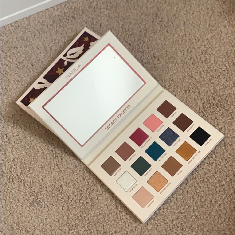 Nabla secret palette